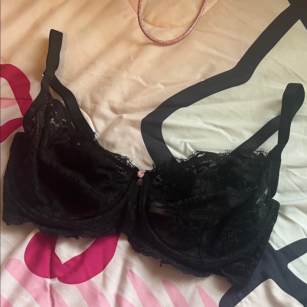 Elegant Black Lace Bra VICTORIA SECRET 34G